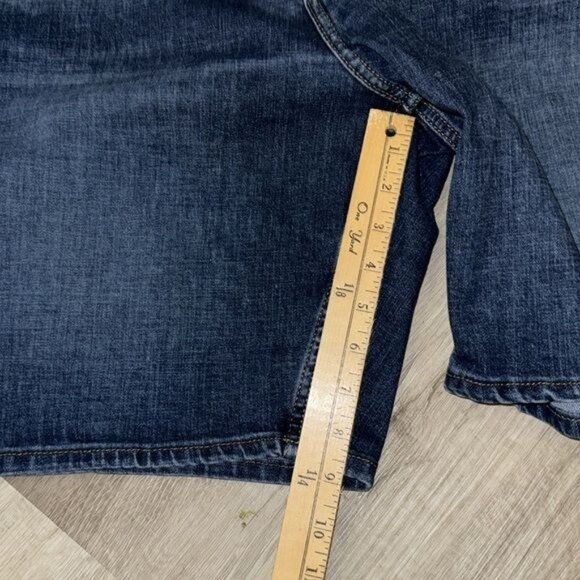 Lee Womens Bermuda Mid Rise Regular Fit Jean Shorts 26W - Picture 6 of 8